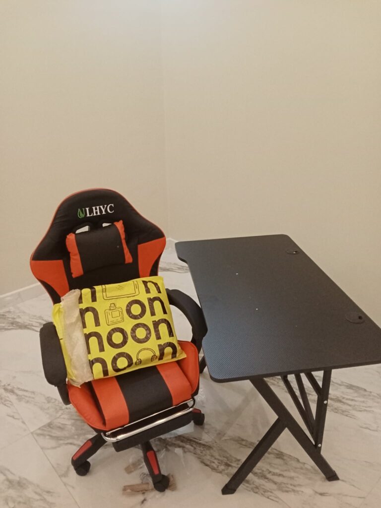 Read more about the article نجار تركيب اثاث نون بالقطيف