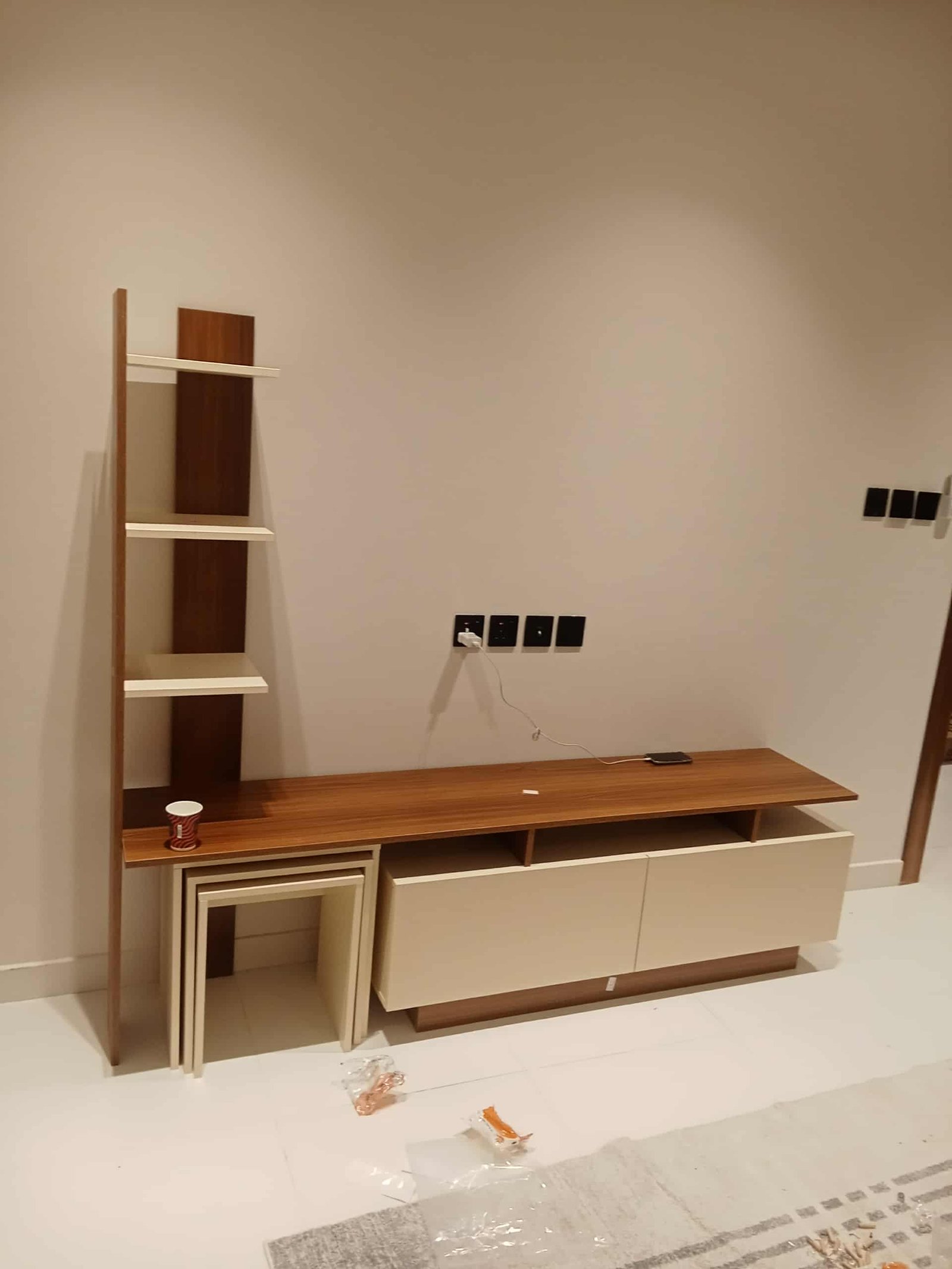 You are currently viewing تركيب طاولات تلفزيون بالخبر0543689866